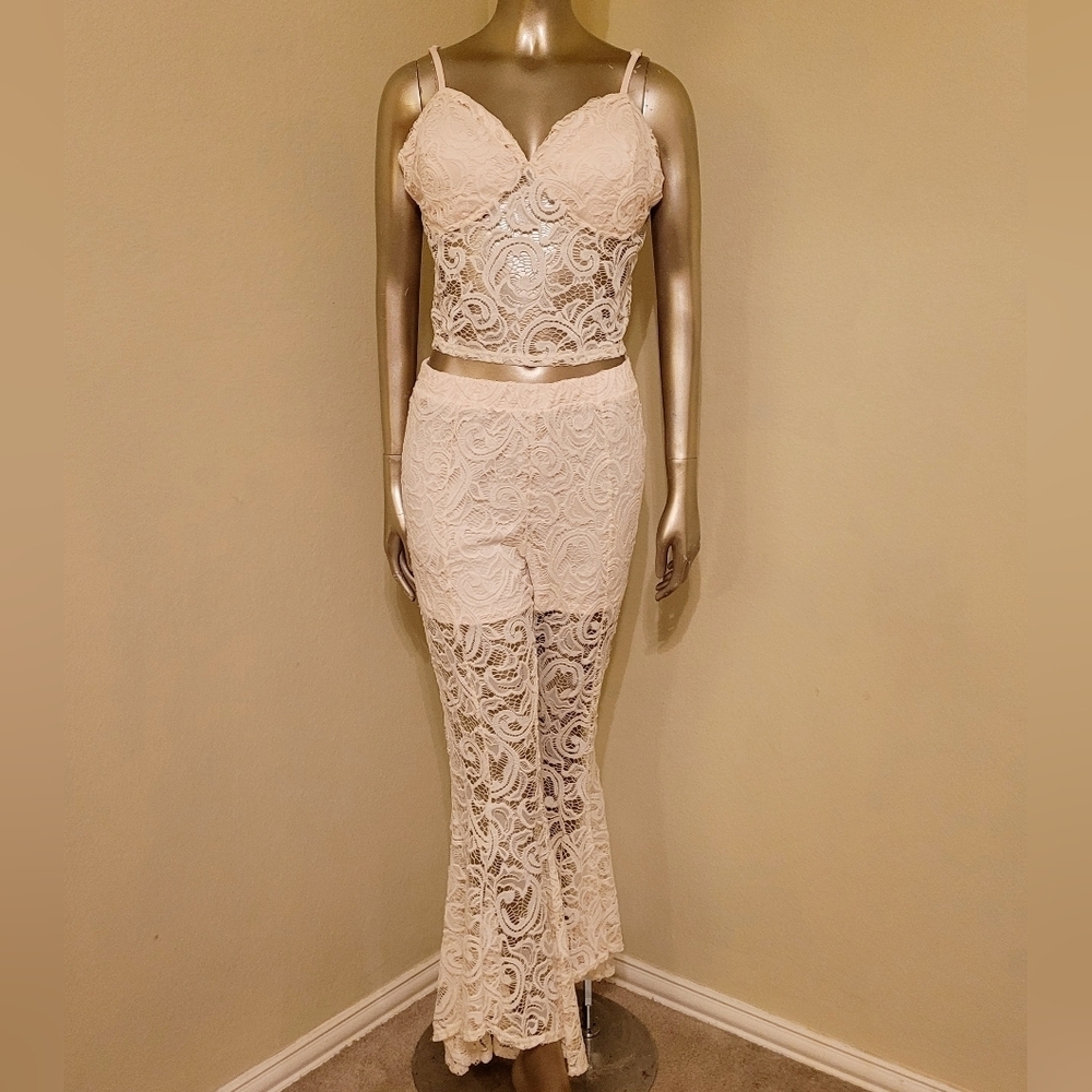 NEW VENUS Ivory Lace Flare Leg 2 Piece Bohemian Festival Beach Pant Set - Picture 12 of 16